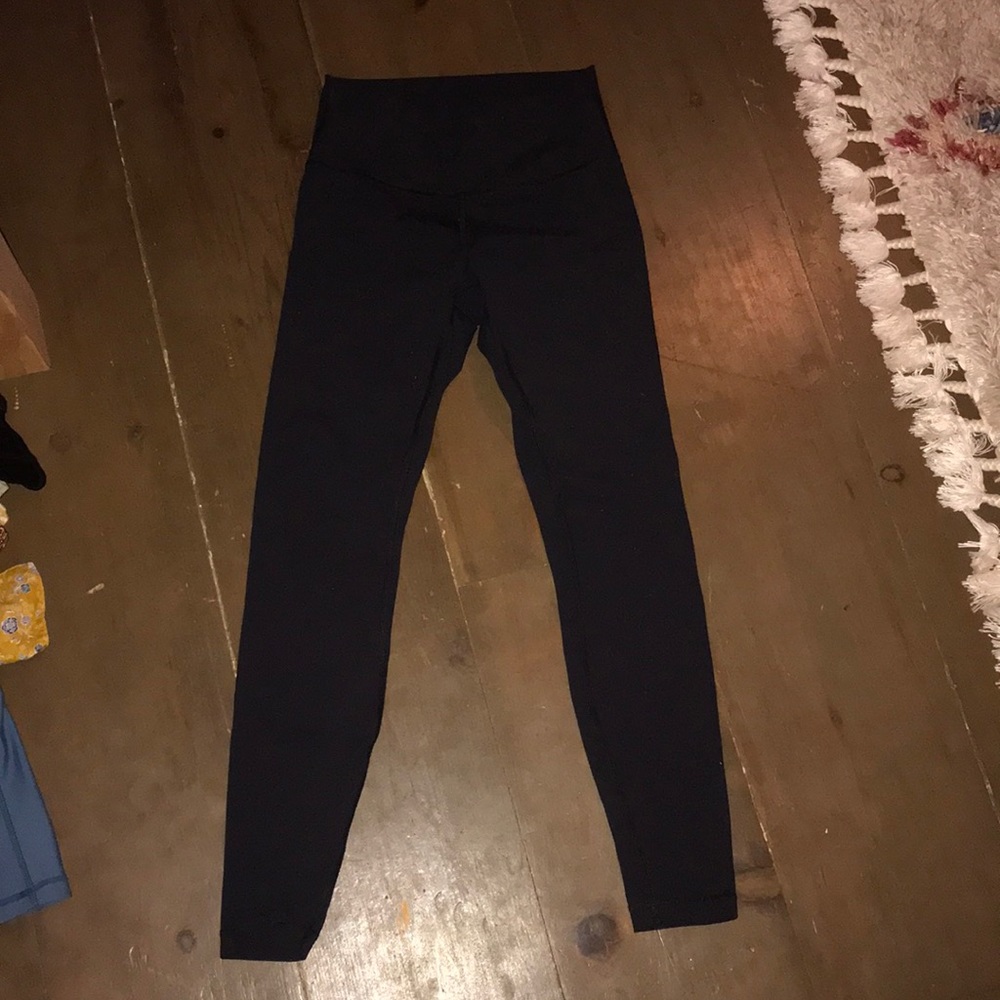 Black high waisted Lulu lemons